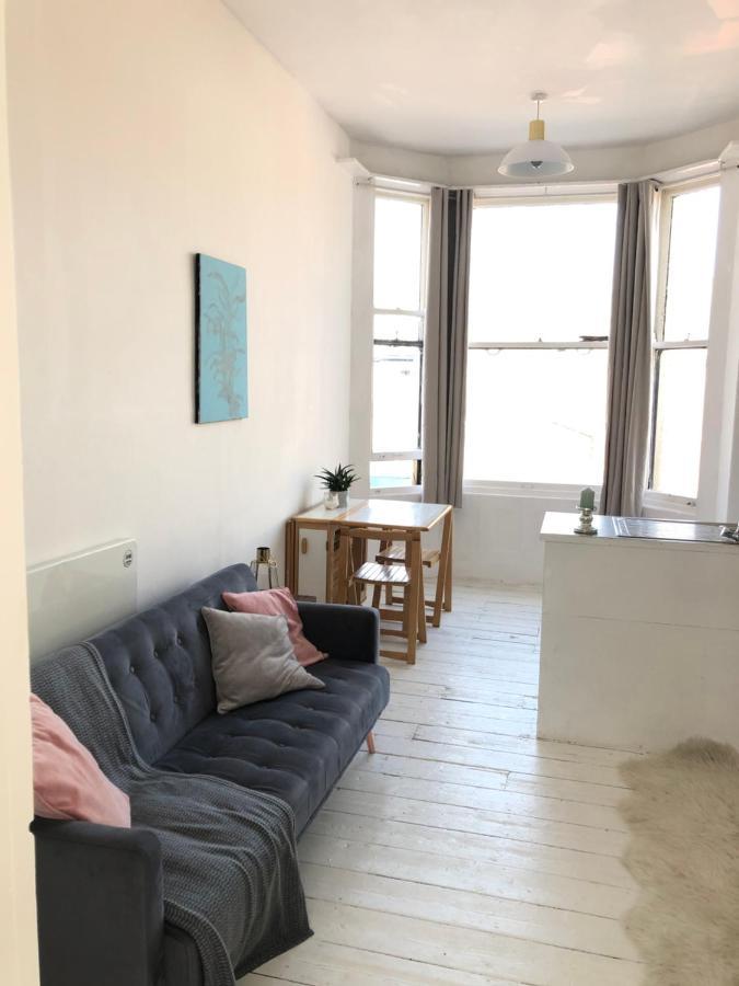 New! Seaside Central Scarborough Apartment Екстер'єр фото